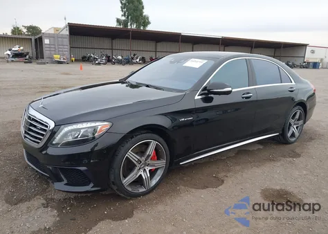 2015 Mercedes-Benz S 63 Amg 4Matic z USA, uszkodzony, nr VIN WDDUG7JBXFA139826